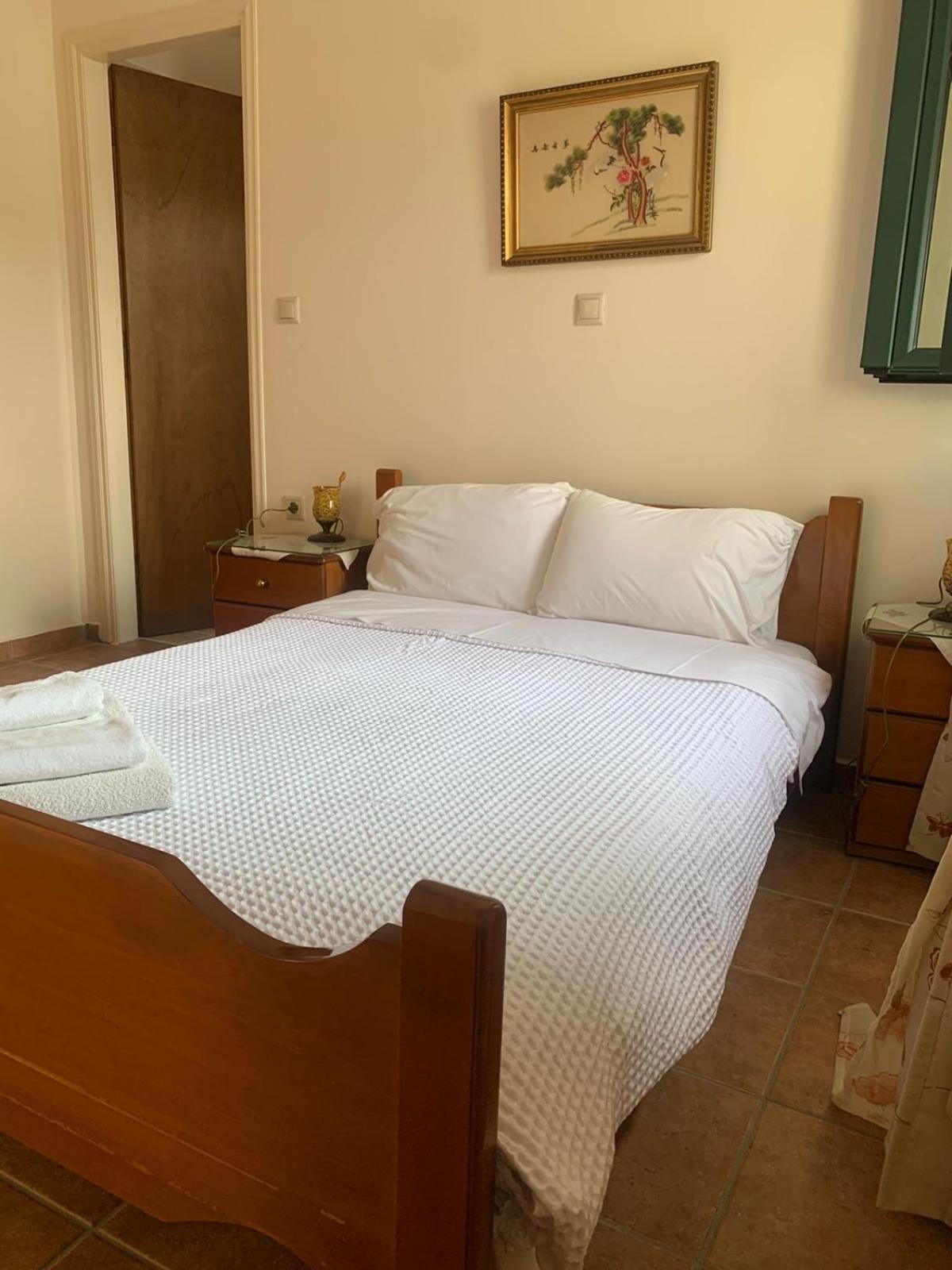 Néon OítilonVatoulia House公寓式酒店 外观 照片